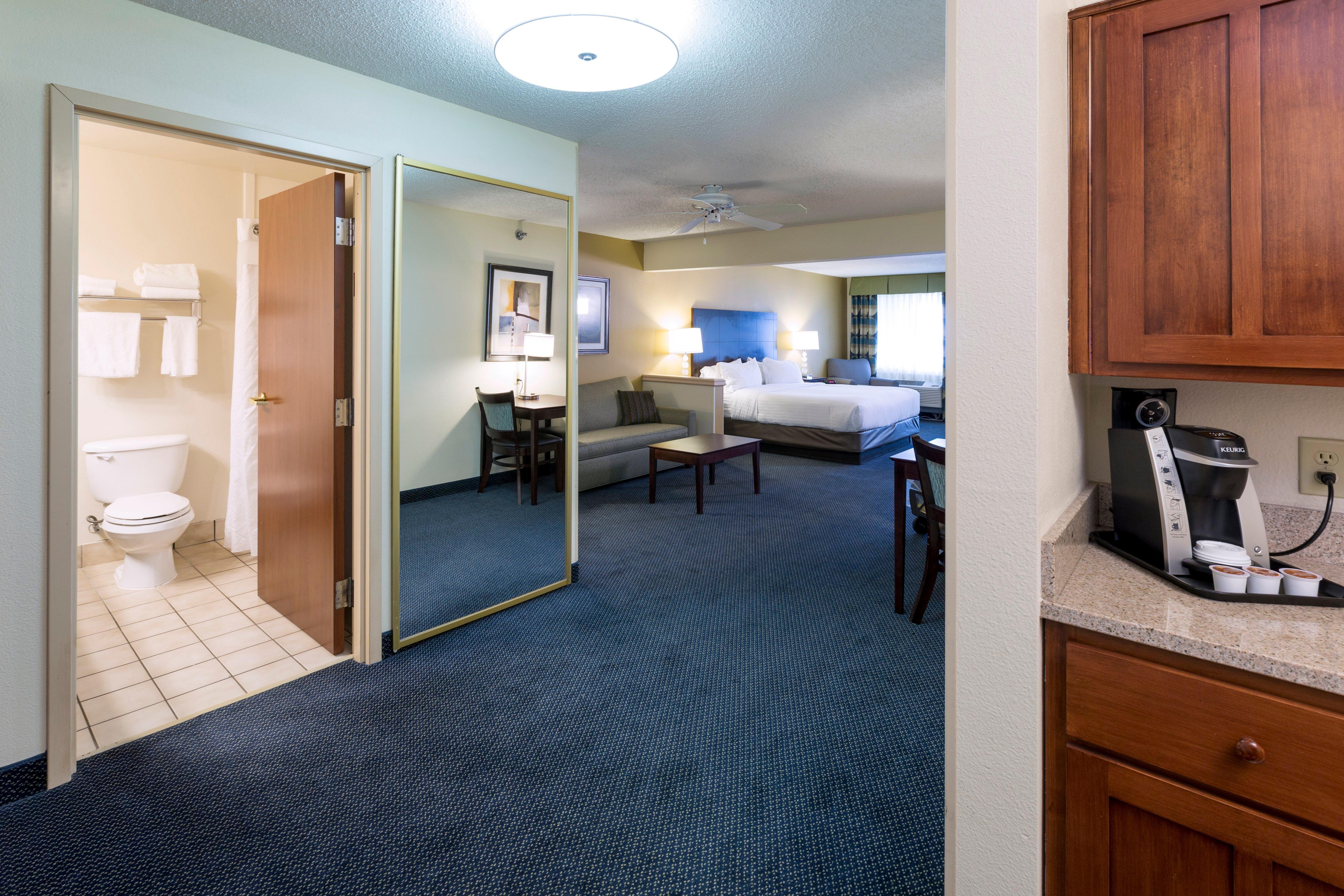 Holiday Inn Express Hotel & Suites-Saint Joseph By Ihg Экстерьер фото