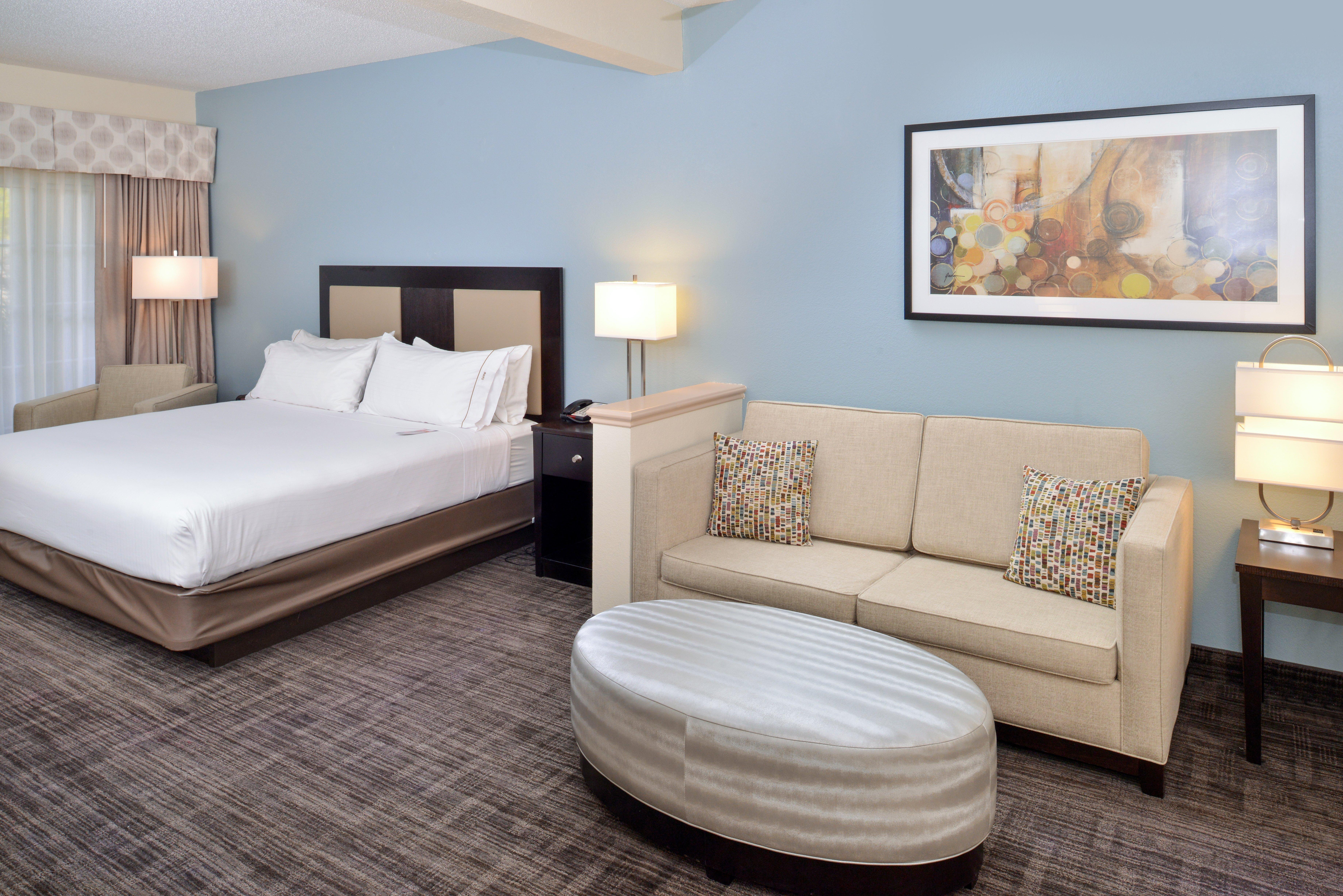 Holiday Inn Express Hotel & Suites-Saint Joseph, An Ihg Hotel Экстерьер фото