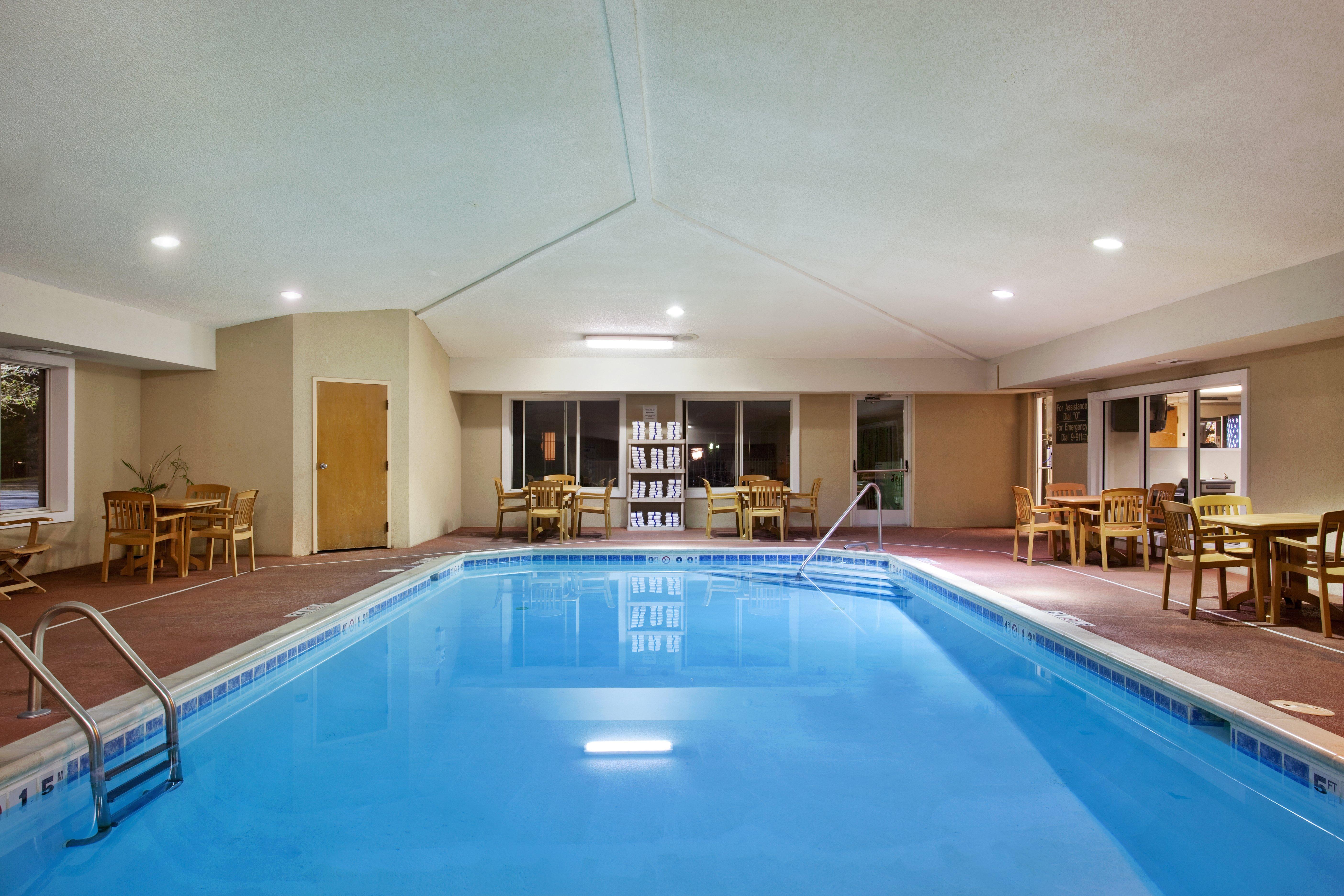 Holiday Inn Express Hotel & Suites-Saint Joseph By Ihg Экстерьер фото