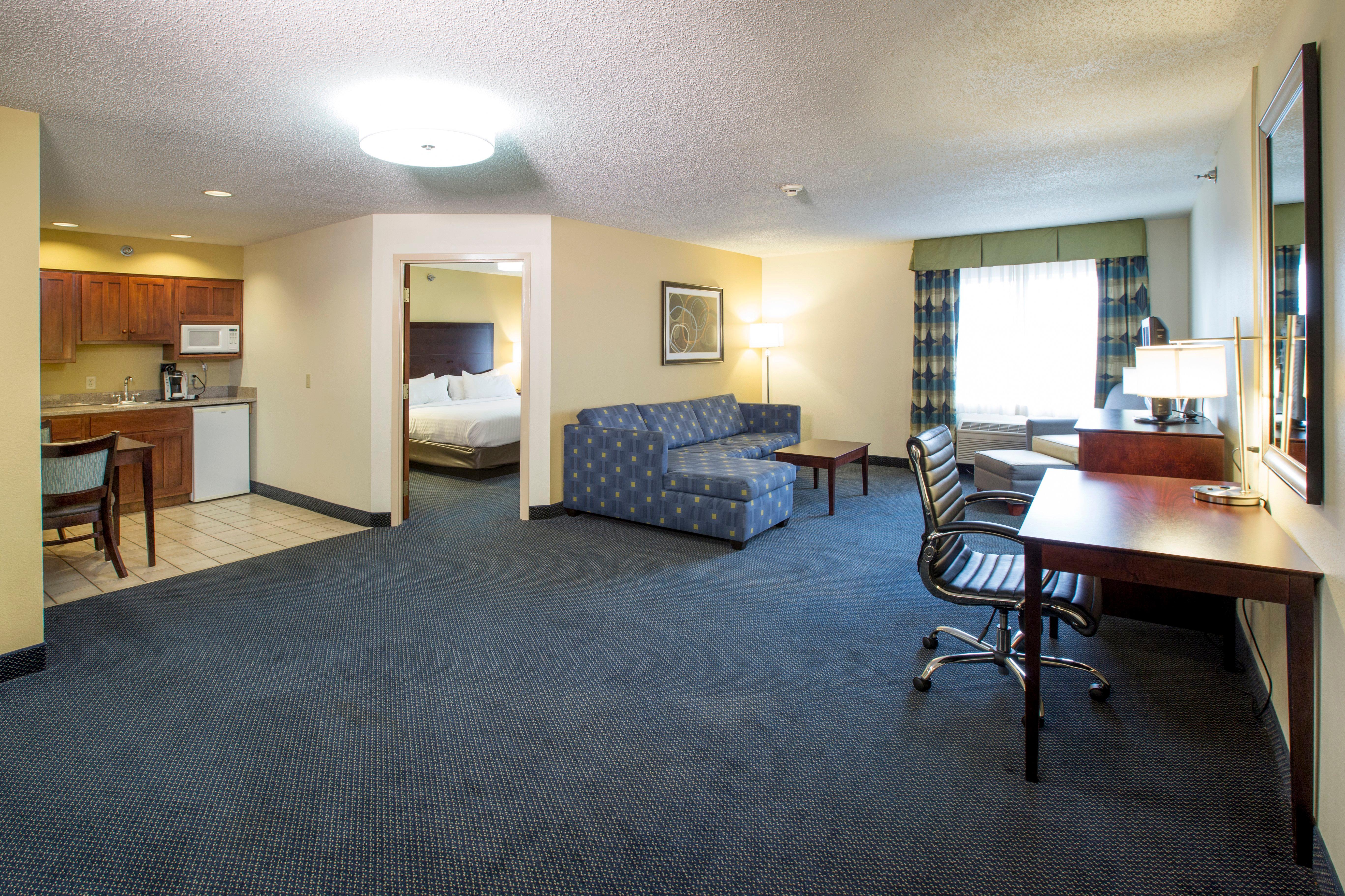 Holiday Inn Express Hotel & Suites-Saint Joseph By Ihg Экстерьер фото