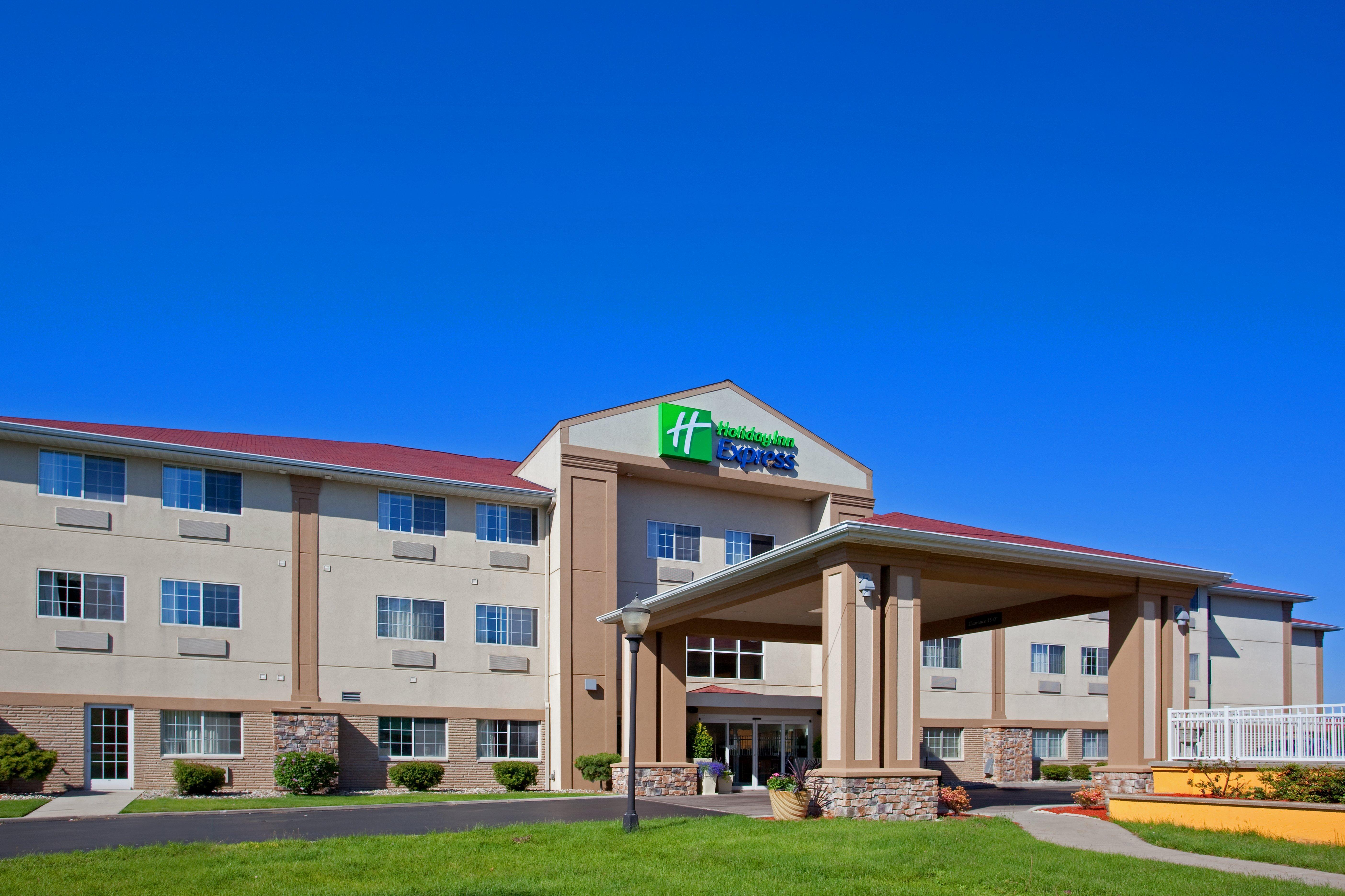 Holiday Inn Express Hotel & Suites-Saint Joseph By Ihg Экстерьер фото