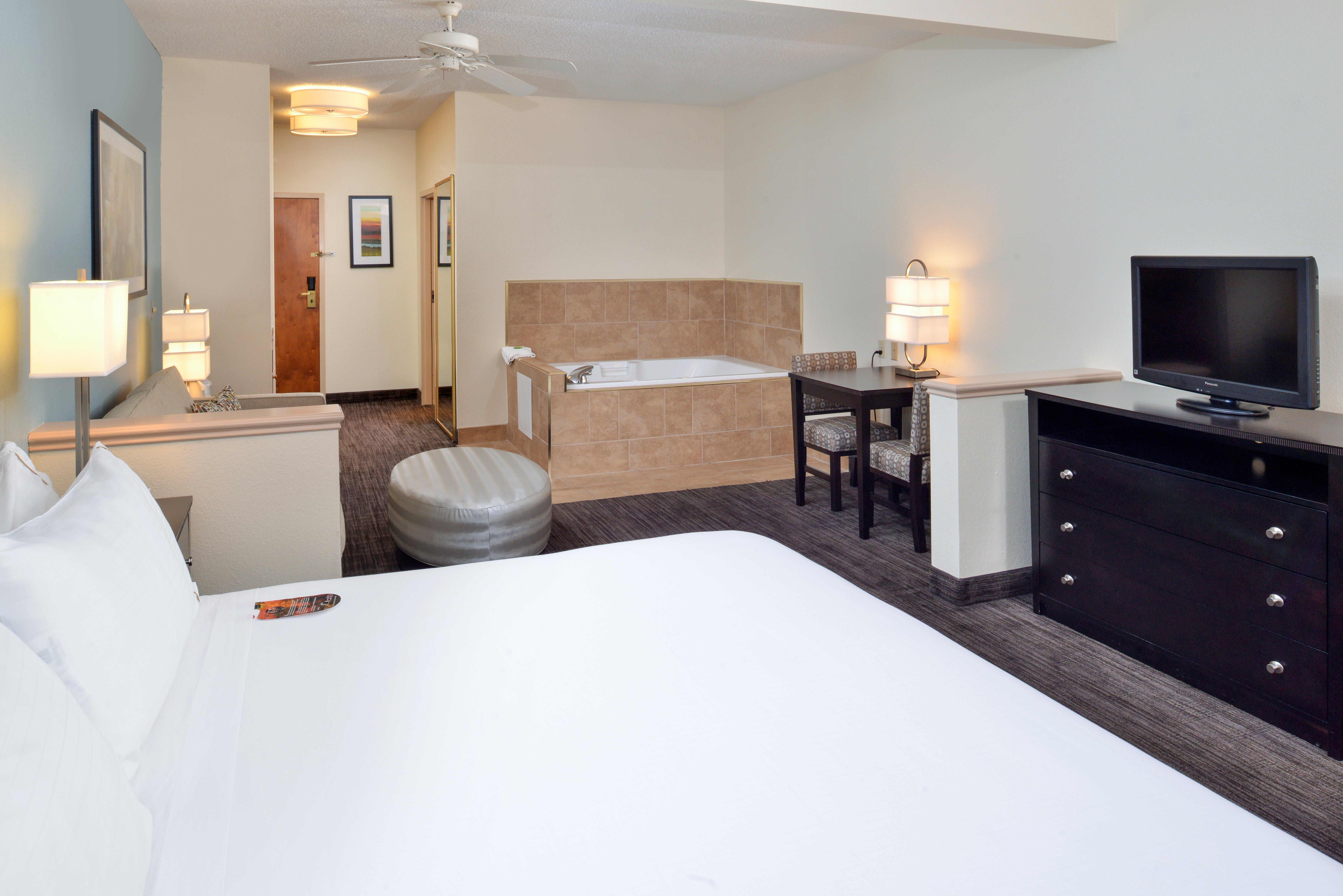 Holiday Inn Express Hotel & Suites-Saint Joseph By Ihg Экстерьер фото