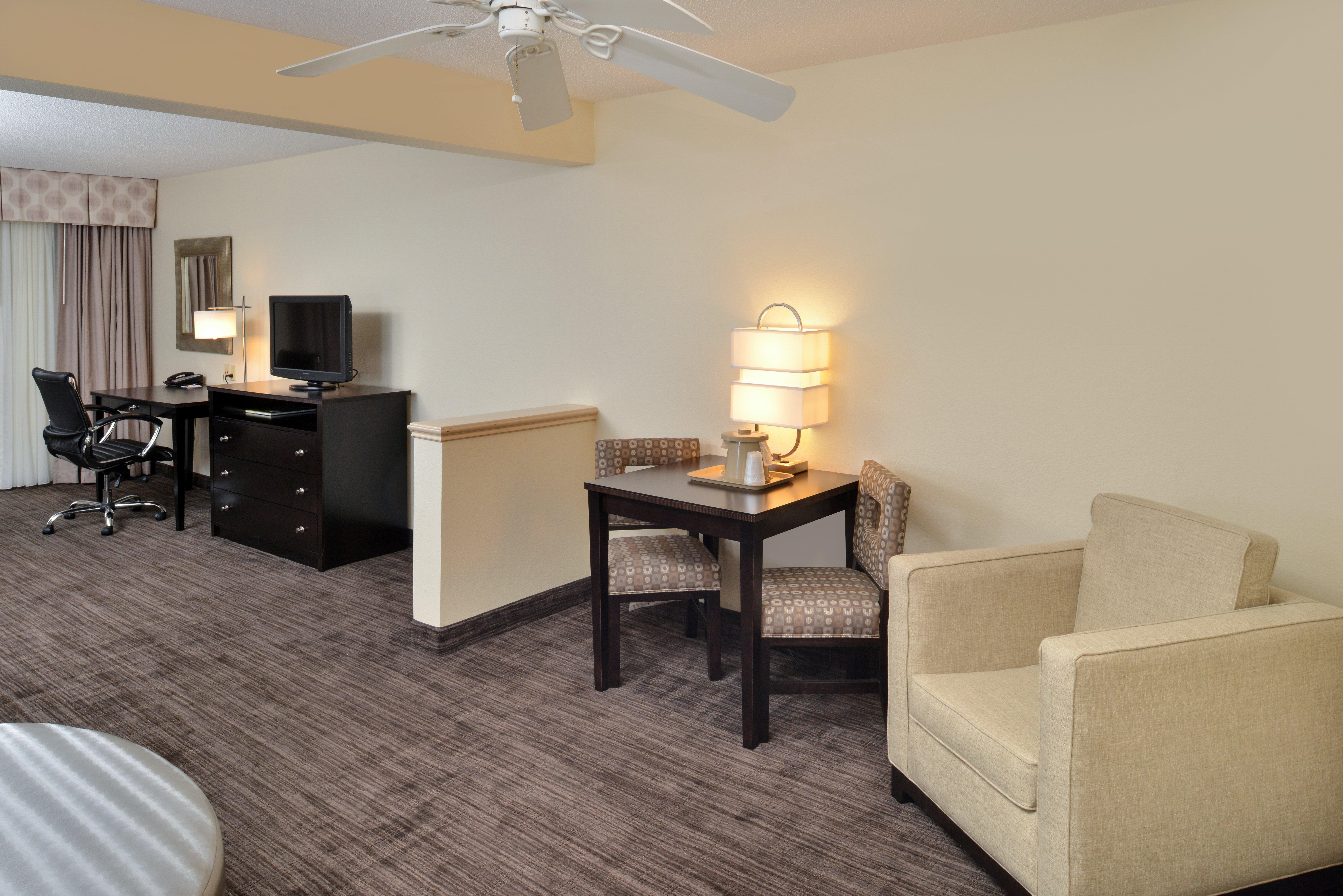 Holiday Inn Express Hotel & Suites-Saint Joseph By Ihg Экстерьер фото
